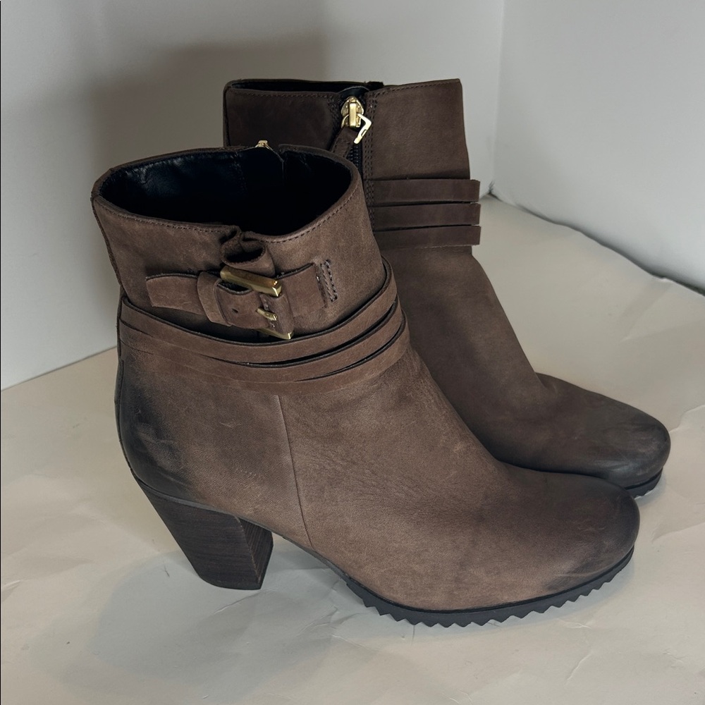 Ecco women’s wool/Sherling lined brown heeled booties. ❤️❤️❤️ size 39 (9)